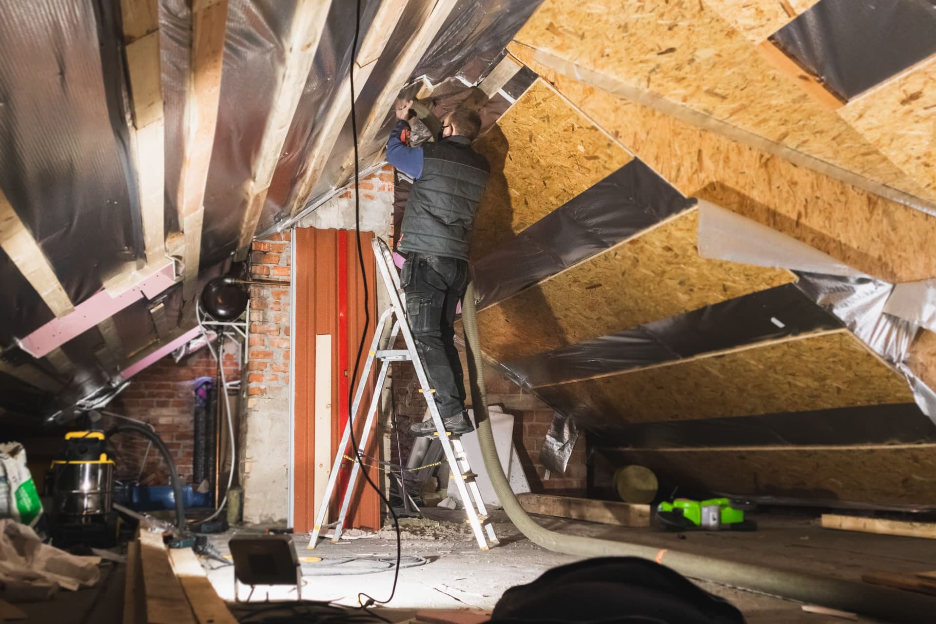 Realizacja Ocieplanie stropodachu - ISO-DACH